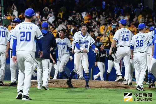 中職／魏全一棒打爆兄弟奪冠夢！悍將6：5贏球　黃衫軍封王等明天
