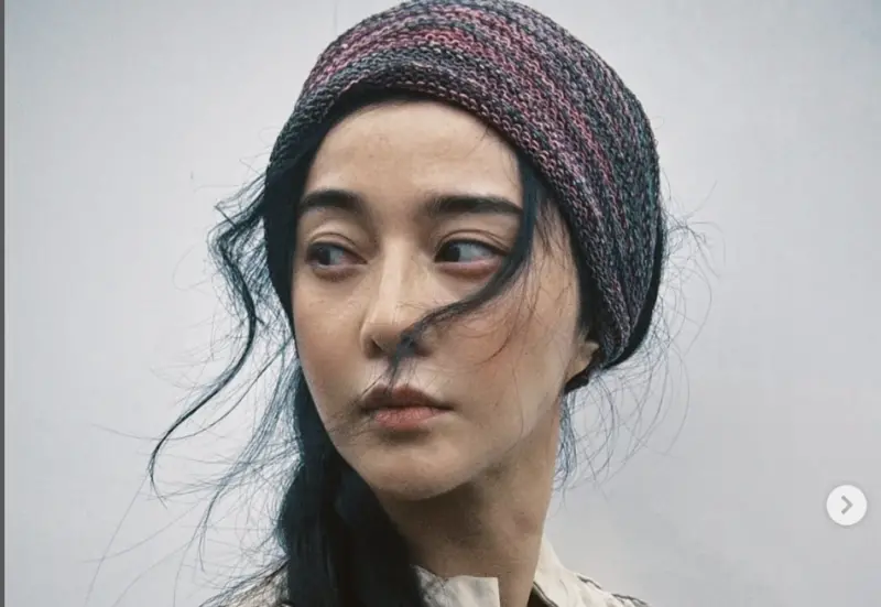 ▲范冰冰（如圖）以馬來西亞電影《地母》入圍金馬62影后，她的近況、感情也再度受到討論，在認愛李晨之前，她曾和王學兵交往過。（圖／翻攝自IG@bingbing_fan）