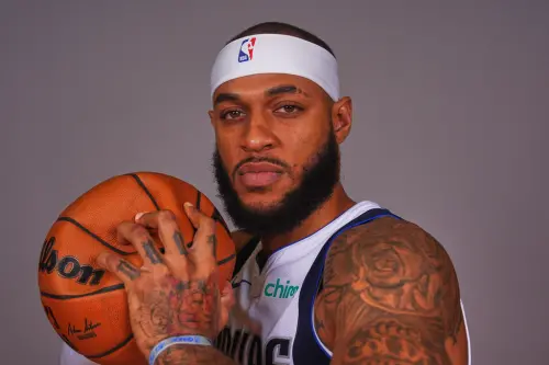 NBA／獨行俠好慘！中鋒加福德受傷將缺陣2到3周　恐將錯過開幕戰
