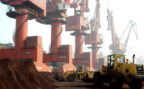 川普誤判？日經：中國稀土新規用美國管制晶片方式「以牙還牙」
