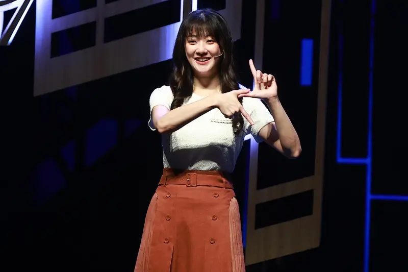 ▲音樂才女林逸欣（如圖）在婚後仍忙碌於事業，本週末在台北城市舞台演出音樂劇《腦內失控的 iTunes》，11月還要開演唱會，都是因為有個神隊友老公，包辦家事，讓她無後顧之憂。（圖／記者葉政勳攝影）