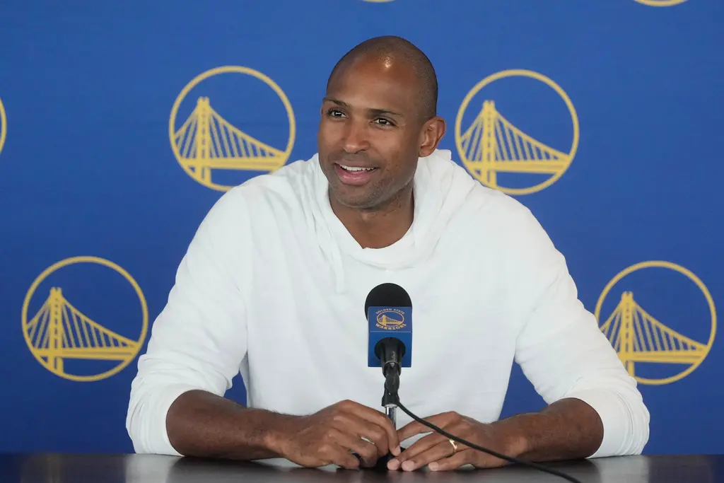 ▲39歲資深老將霍福德（Al Horford）今（2）日在勇士加盟記者會上，坦言要離開老東家塞爾提克並不是容易決定，但如果要另尋他隊，具備奪冠文化的勇士就是唯一選擇。（圖／美聯社／達志影像）