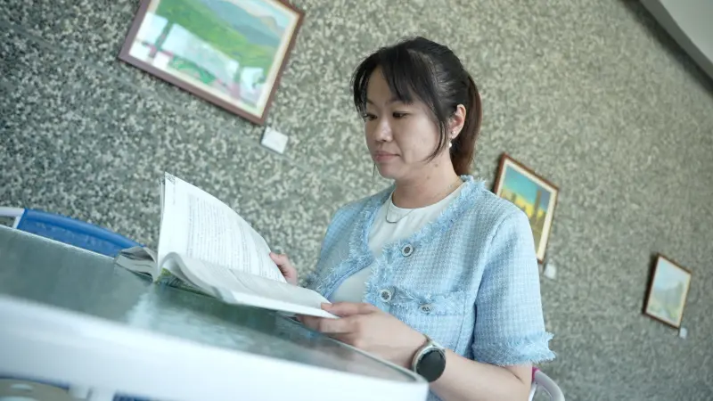 腦內「書」壓5／學生遭劈腿不想上學　「解惑工程師」助走出情傷