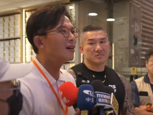 遭館長爆料「被這群人」跟監！黃國昌：我人很好、不想公布照片
