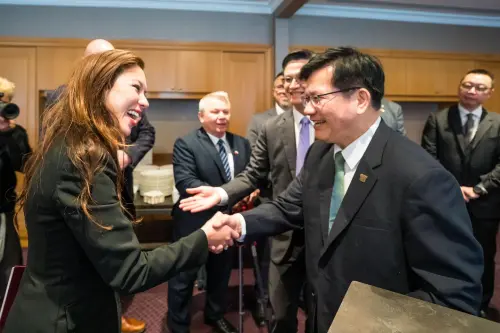 歐洲行落幕！林佳龍設宴感謝挺台議員：台波共同守護民主價值
