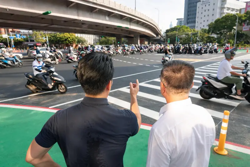 ▲公館圓環好順暢！　網讚蔣萬安團隊太猛。（圖／蔣萬安臉書）