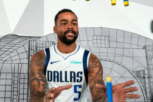 NBA／獨行俠有湖人沒有的東西？羅素偷酸雷迪克　盛讚新主帥基德
