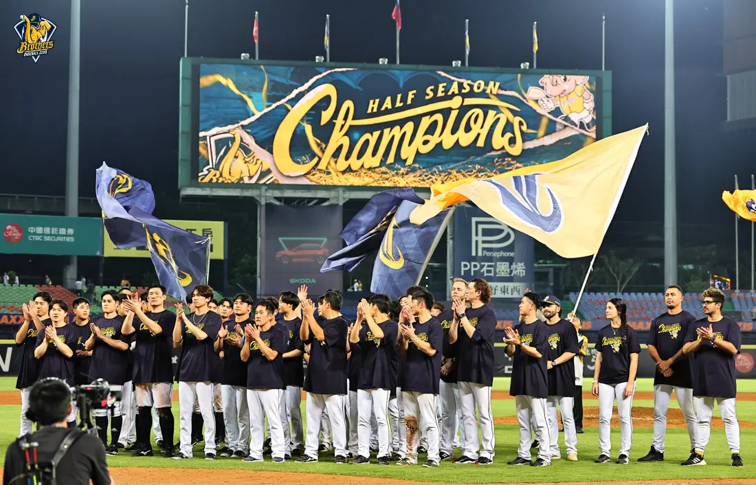 [閒聊] 蛤 【劉志威買下兄弟四洋投超划算!...