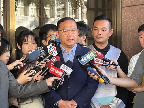 黃國昌遭爆派狗仔跟監政敵！王義川赴北檢正式提告
