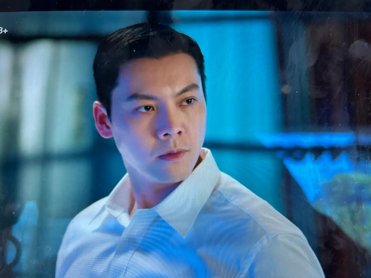 ▲《許我耀眼》男主角陳偉霆，被觀眾稱長得像竹北吊車大王胡漢龑，掀起許多討論。（圖／翻攝自Netflix）