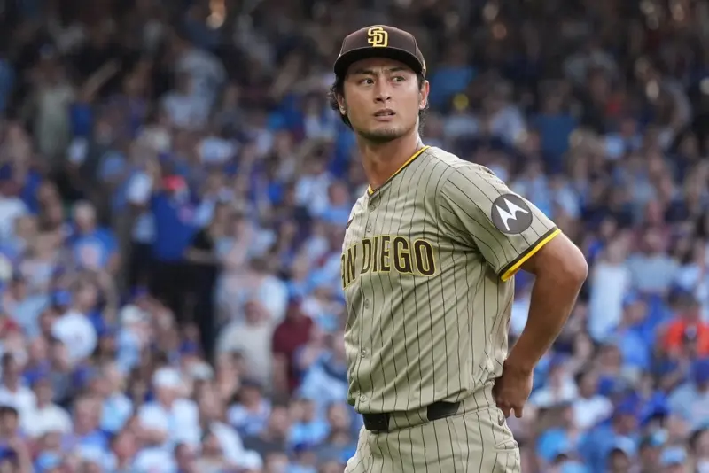 ▲效力美國職業棒球大聯盟（Major League Baseball）聖地牙哥教士的日籍強投達比修有於今（3）日擔任外卡系列賽（WCS）對陣芝加哥小熊的最終戰先發，但他在1局投球中被敲出4支安打，失2分後提前退場。（圖／美聯社／達志影像）