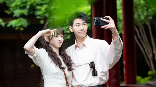 ▲田曦薇（左）與周雨彤（中）《半熟男女》大玩「換乘戀愛」（中天娛樂台提供）