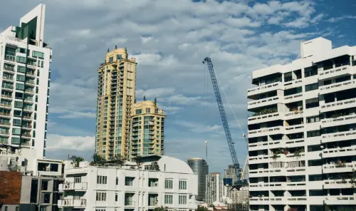 外資買氣降溫！泰國公寓上半年轉讓價值大減12.6%
