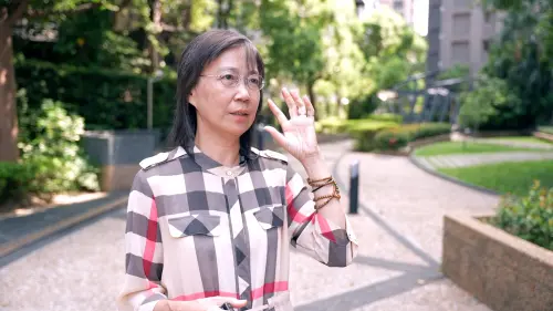 ▲台北護理健康大學生死與健康心理諮商系教授李玉嬋表示，「三明治世代」潛藏的隱性壓力常令人無法喘息。（圖／記者王郁勳攝）