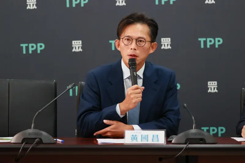 ▲曾經標榜的「深度調查報導」，如今被質疑只是黃國昌「狗仔團」的政治酬庸。(圖/台灣民眾黨)