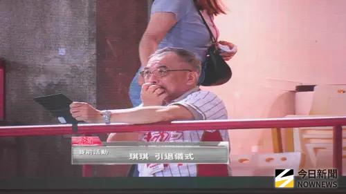 ▲琪琪感謝球團邀請爸爸北上來看她最後一場演出，同時也是琪琪爸爸第一次看她演出。（圖／記者張一笙攝）