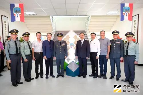 ▲曾任單位主官受邀「回娘家」參加啟用典禮，見證國軍「興安專案」成果。（圖／記者莊全成攝，2025.10.03）
