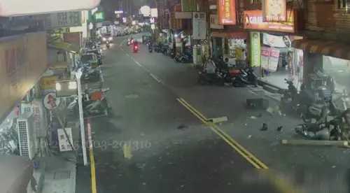 影／畫面曝！蘆洲便當店驚傳氣爆　3員工3客人1瓦斯員工受傷送醫
