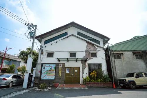 奈良美智朦朧潮濕12月「回嘉」　最快今天捐麥克筆刺青募款
