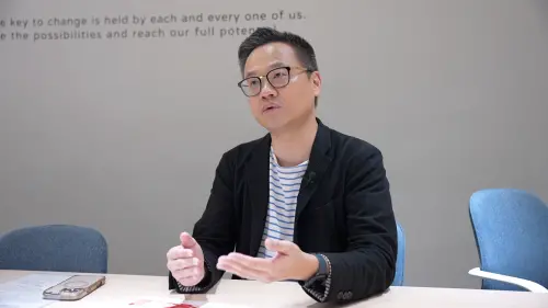 ▲兒福聯盟政策發展處副處長李宏文分析兒盟調查指出，青少年有情緒困擾，尋求AI協助高於爸母、學校老師。（圖／記者王郁勳攝）