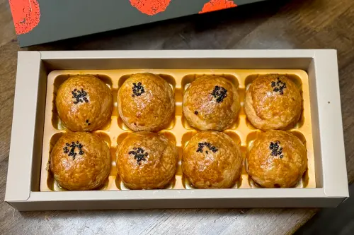 蛋黃酥可放多久？如何保存　微波會爆炸！最佳加熱法曝：像剛出爐
