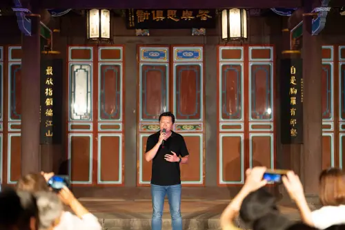 ▲新北市副市長朱惕之出席「月光織戀」開幕式，邀請民眾於林本源園邸共享浪漫秋夜。