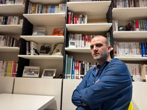 ▲Hazem Almassry，來自加薩走廊的巴勒斯坦人，擔任中央研究院歐美研究所博士後研究員、作家。（圖／記者陳偉周攝）