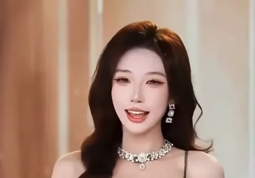 ▲楓葉姐姐（如圖）來自抖音團體「SK月亮湖217」，熱舞引發模仿熱潮。（圖／翻攝自IG@sk.moonlake217）