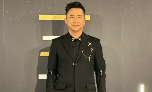 庾澄慶94歲名伶母年輕美照曝！張正芬出眾氣質秒登熱搜：好像景甜
