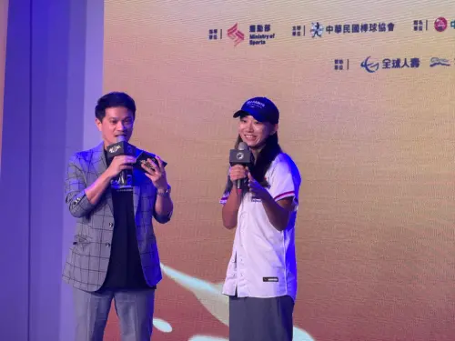 黑豹旗／張甄芸成星宇空姐！與棒球有連結　還跟學弟妹達成小約定
