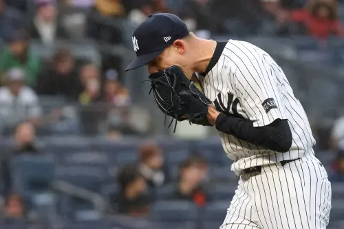 ▲ 紐約洋基投手威佛在美聯分區系列賽首戰登板僅面對3名打者就被打爆失3分，導致球隊崩盤。賽後他仍堅稱「自己其實很接近狀態」，引發球迷怒火，社群留言瘋狂嘲諷。（圖／路透／達志影像）