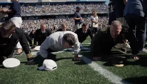 美防長教訓完「肥胖將軍」！率3068人做伏地挺身　破金氏世界紀錄
