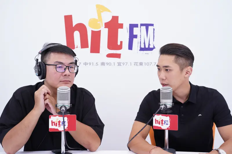 ▲新北市議員陳世軒（右）透露民眾黨主席黃國昌不受狗仔事件影響，仍持續佈局2026新北市長選戰，目前已經在尋覓競選辦公室。（圖／陳世軒提供）