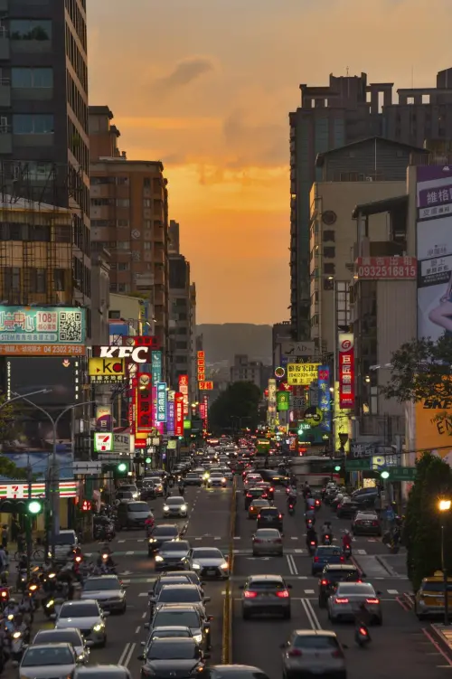 ▲台中公益路商圈不只是交通樞紐，更是當地高級餐廳一級戰區。（圖／台中市政府觀光旅遊局）