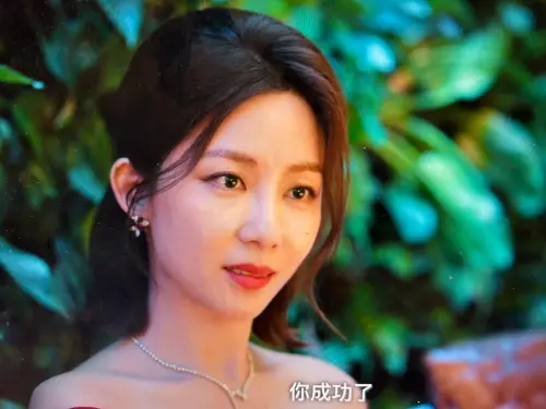 台女星客串《許我耀眼》！談判趙露思沒在怕　曝私下互動全網羨炸
