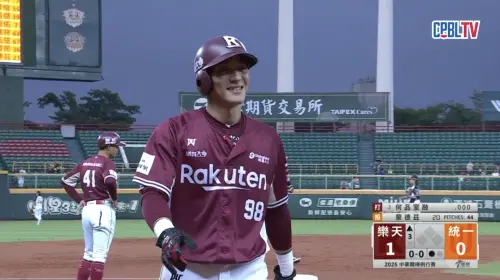 中職／陳晨威拚盜壘王太明顯！一上壘就被牽制夾殺　露出尷尬笑容
