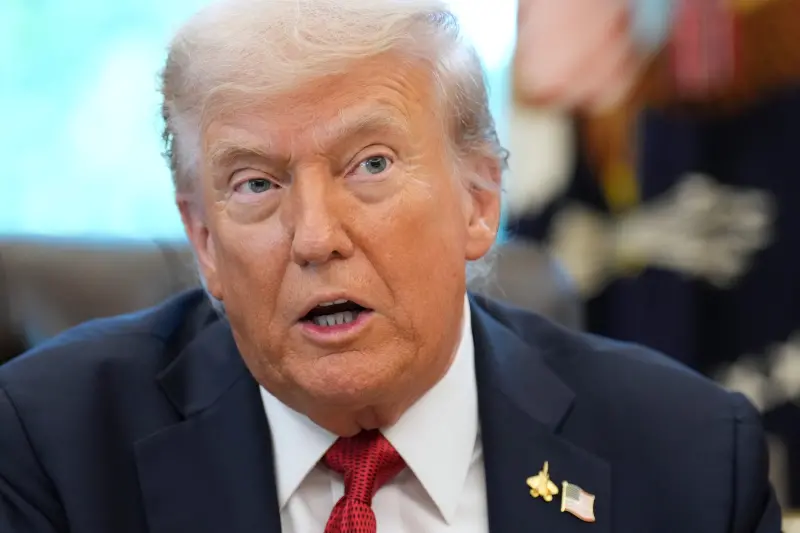 ▲川普宣布所有進口到美國的中型、重型卡車，將從11月1日開始實施25%關稅。（圖／美聯社／達志影像）