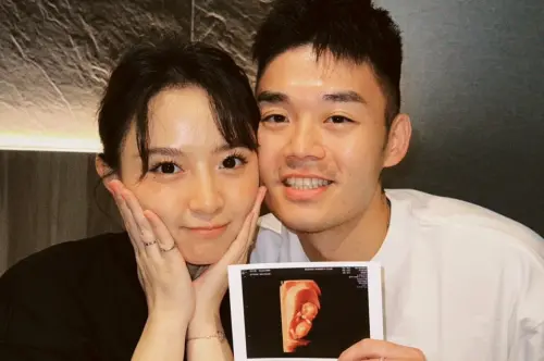王齊麟甜擁陳詩媛宣布當爸！親曝超音波照徵小名　笑喊：先不要80
