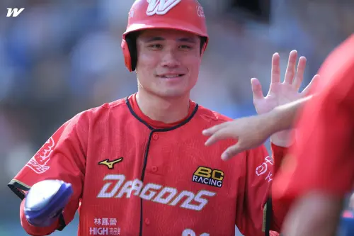 ▲從創隊開始的選秀會，李凱威被味全龍以第二輪第一順位被挑中開始，這位從文化大學投入選秀的二壘手就是球隊的主幹。（圖／味全龍提供）