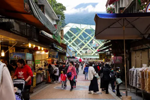 ▲據觀光署近期公布的景點觀光人潮統計數據，2025年前七個月烏來風景特定區還是有2百萬遊客人次，夏天的確是當地淡季。（圖／新北市觀光旅遊網）