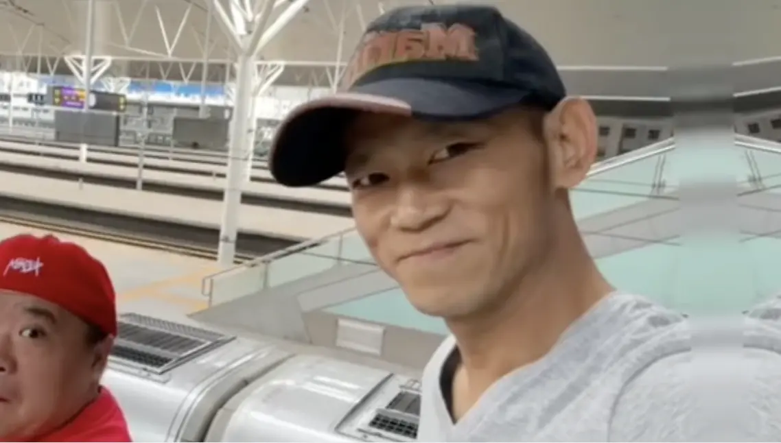 ▲顏正國（如圖）昨日傳出因肺腺癌離世，享年50歲，音樂人許常德昨日也在臉書發文，回顧顏正國從小到大的作品，直呼：「他就像是電影生的」，為他的離世感到可惜。（圖／翻攝自FB 顏正國）