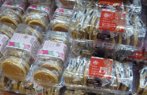 ▲「老鷹紅豆銅鑼燒」過去原本一盒只要59元，現今已漲至89元，但一入有8個，等於一顆銅鑼燒只要11元，CP值還是不錯高。（圖／我愛全聯-好物老實説）