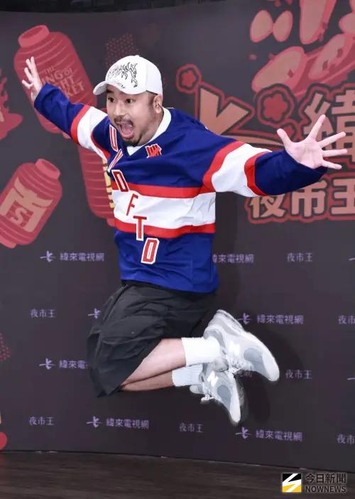 ▲美麗本人、阿達《夜市王》（圖／記者吳翊緁攝影）