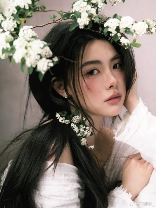 ▲鍾雅婷動態受關注！新劇將演南平公主（圖／鍾雅婷微博）