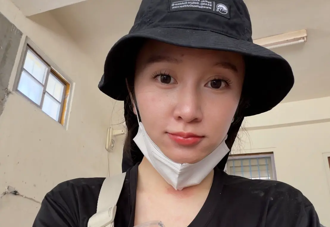 ▲篠崎泫才傳與Toyz獄中結婚，又爆赴日疑住水餃二代私宅引發關注，她過去捲入陳零九情變與雙劈傳聞，如今感情與行程爭議再度延燒。（圖／篠崎泫 Hsyan臉書）