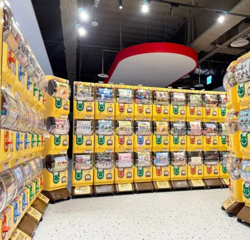 廣三SOGO週年慶出大招 千台IP扭蛋機打造迷宮助攻
