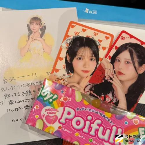 ▲FRUITS ZIPPER來台開演唱會，為了台灣歌迷準備驚喜，糖果、小卡、明信片都有，超有誠意。（圖／讀者提供）