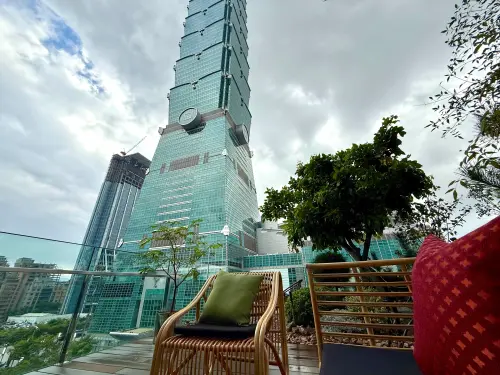 ▲「心潮仙宮」可近賞台北101美景。（圖／記者蕭涵云攝）