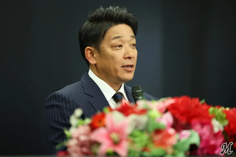 ▲千葉羅德海洋新任監督大村三郎（サブロー）昨日在就任記者會上表示，自己標榜「昭和式訓練」，希望選手要有接受嚴苛訓練的覺悟。（圖／取自千葉羅德海洋官方臉書）