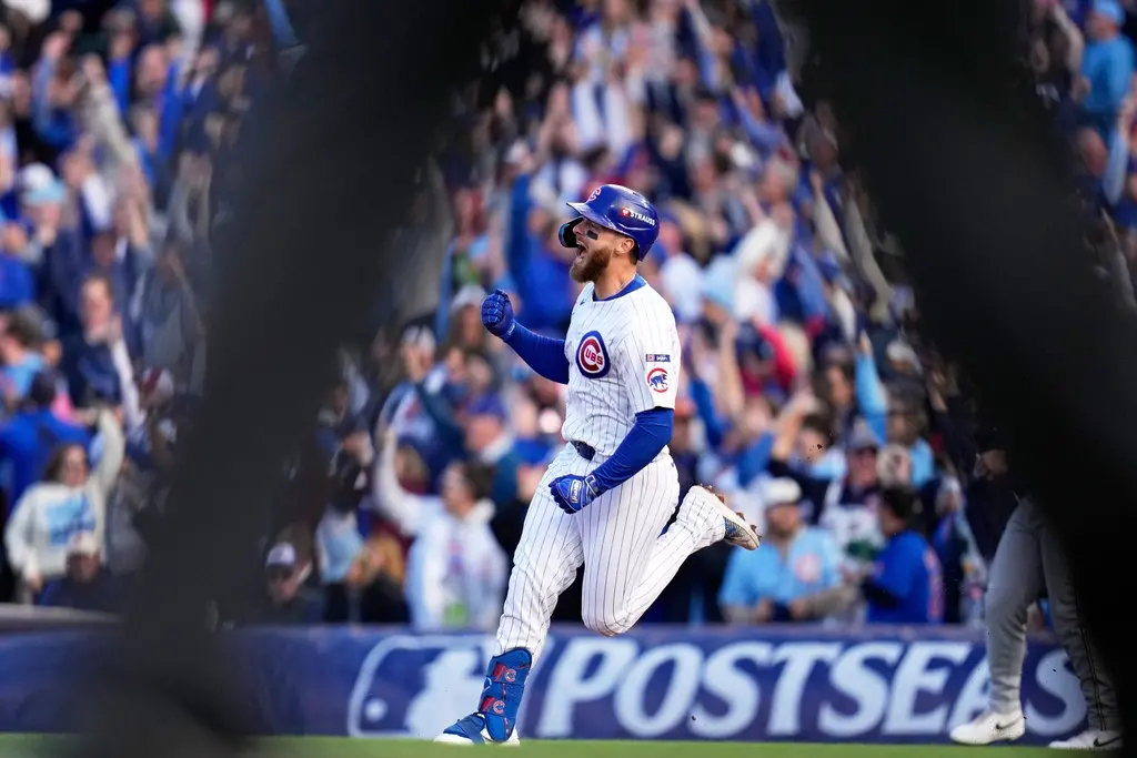 ▲美國職棒大聯盟（Major League Baseball）國聯分區系列賽第3戰，芝加哥小熊今（9）日在主場迎戰密爾瓦基釀酒人，最終以4：3完成逆轉勝，將系列賽扳成1勝2敗，保住晉級希望。（圖／美聯社／達志影像）